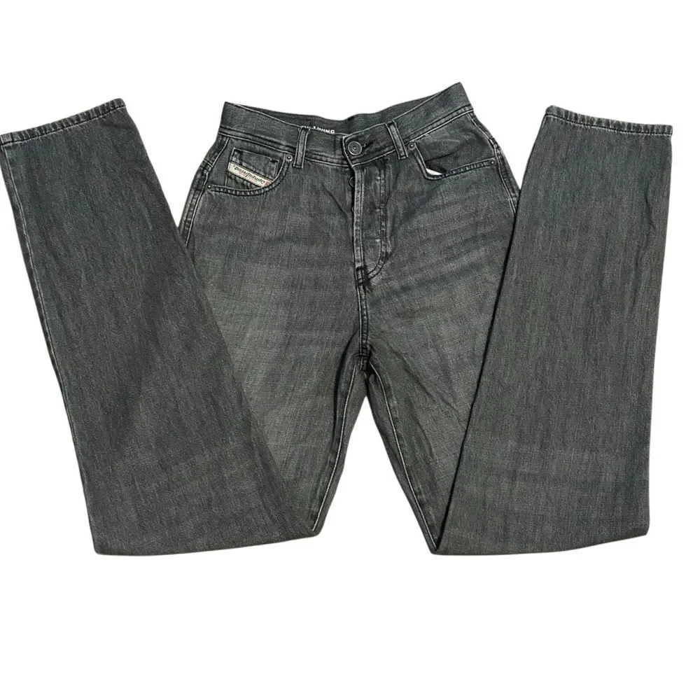 Diesel High Rise Straight Leg 1956 D-Tulip Gray 24